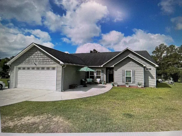 225 Basswood Rd, Douglas, GA 31535