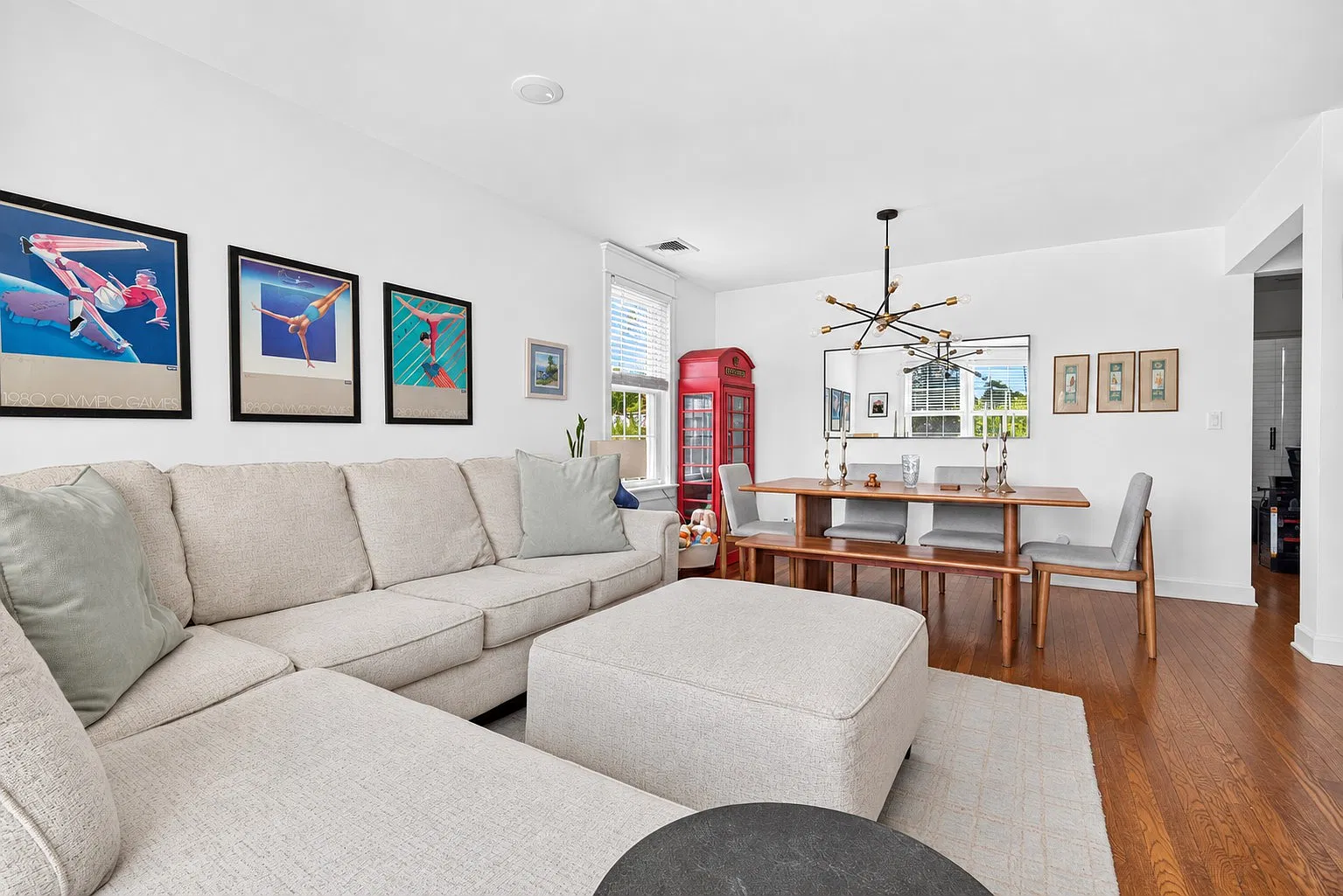 2 bed, 912 sqft, $3,500 — Photo 3