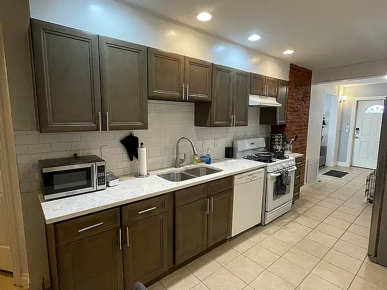 3108 N Clay St #1 — Photo 3