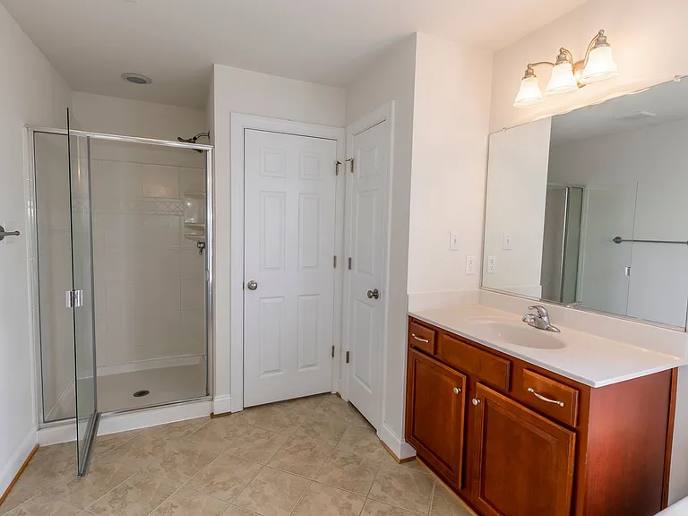 12306 Declaration Ave — Photo 45