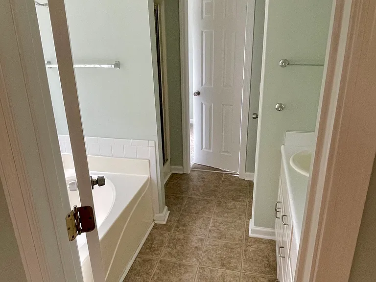 1717 Pine Fort Cir — Photo 12