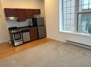 8 Grove St #307, Dover, NH 03820