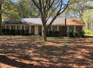 205 N Cherry St, Collins, MS 39428