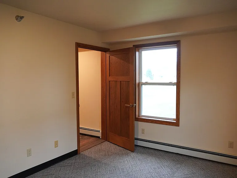 100 Bothne Dr — Photo 40