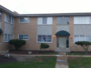 9026 S Laclede Station Rd APT 2W, Saint Louis, MO 63123
