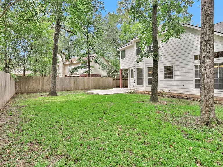 111 S Winterport Cir — Photo 16