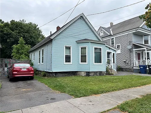 304 Hartson St Photo 1