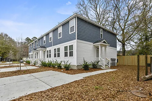 101 Langley Dr Photo 1