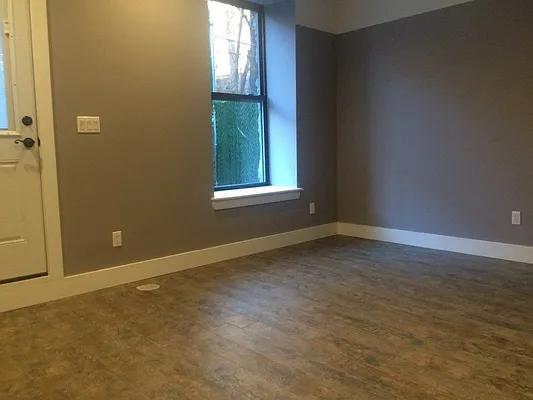 Rented by Premier Metro Realty Corp | media 122