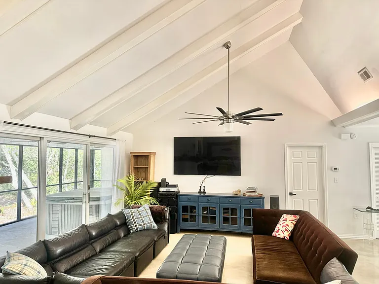 791 Spring Lake Dr — Photo 17