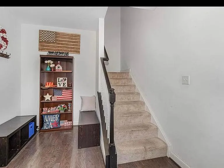 3276 Katie Way — Photo 2