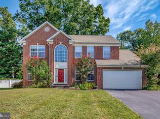 9207 Sumner Grove Dr, Laurel, MD 20708
