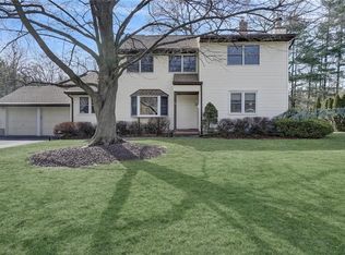 11 Greenwood Dr, New City, NY 10956