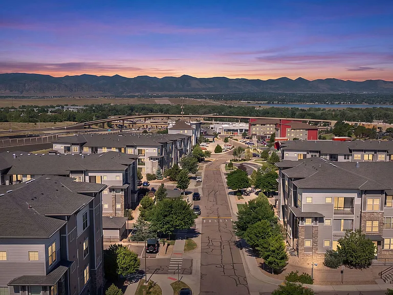 HiLine at Littleton Commons apartments community photo