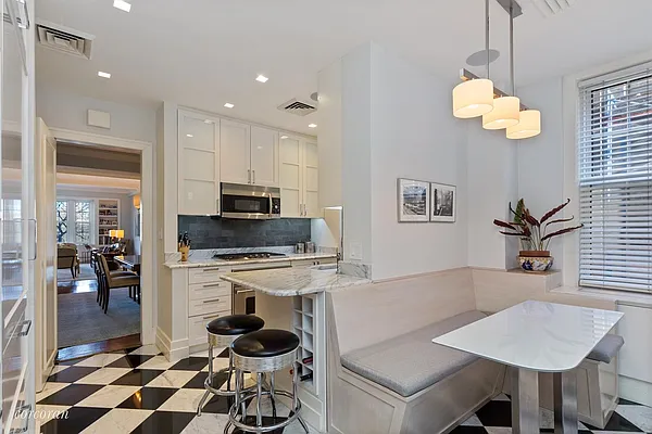 Sold by Corcoran | media 8