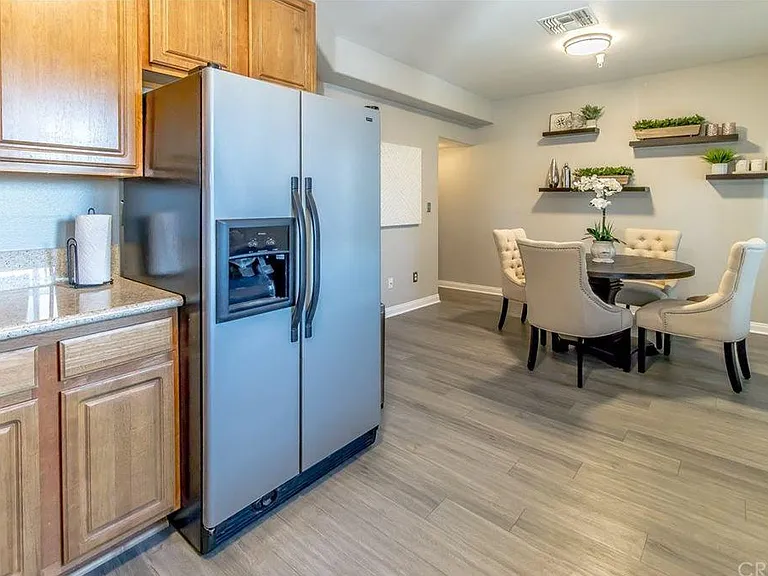 8800 Etiwanda Ave #9 — Photo 6