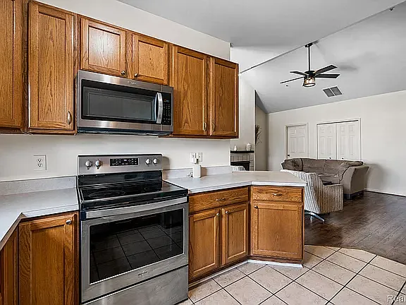 17200 Addington Dr — Photo 28
