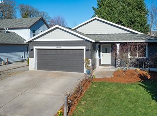33939 SE Davona Dr, Scappoose, OR 97056