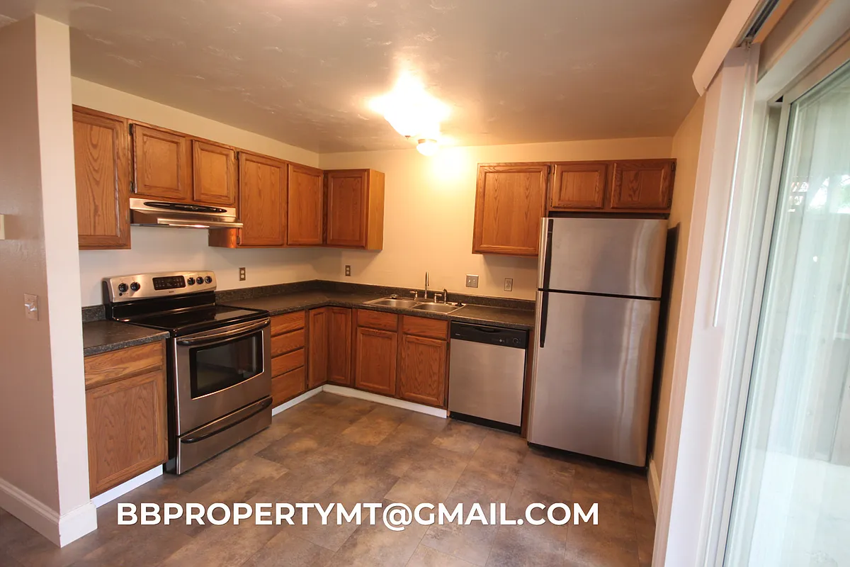 Building Photo - 363 Aristocrat Dr #4