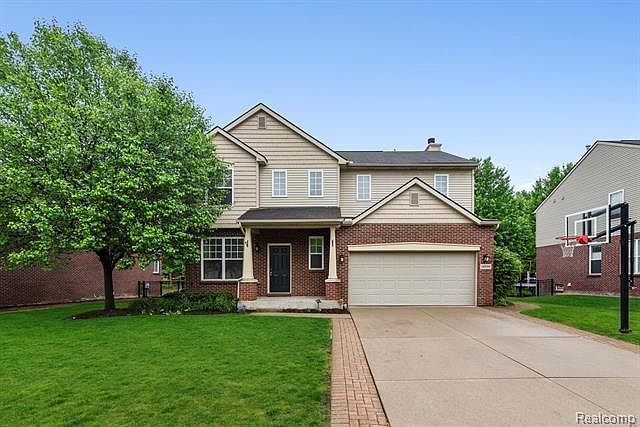 1st image of 14098 Red Pine Dr