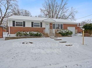 1063 Thunderbird Ave, Cincinnati, OH 45231