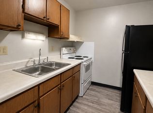 310 Division St APT 202, Elkhart, IN 46516