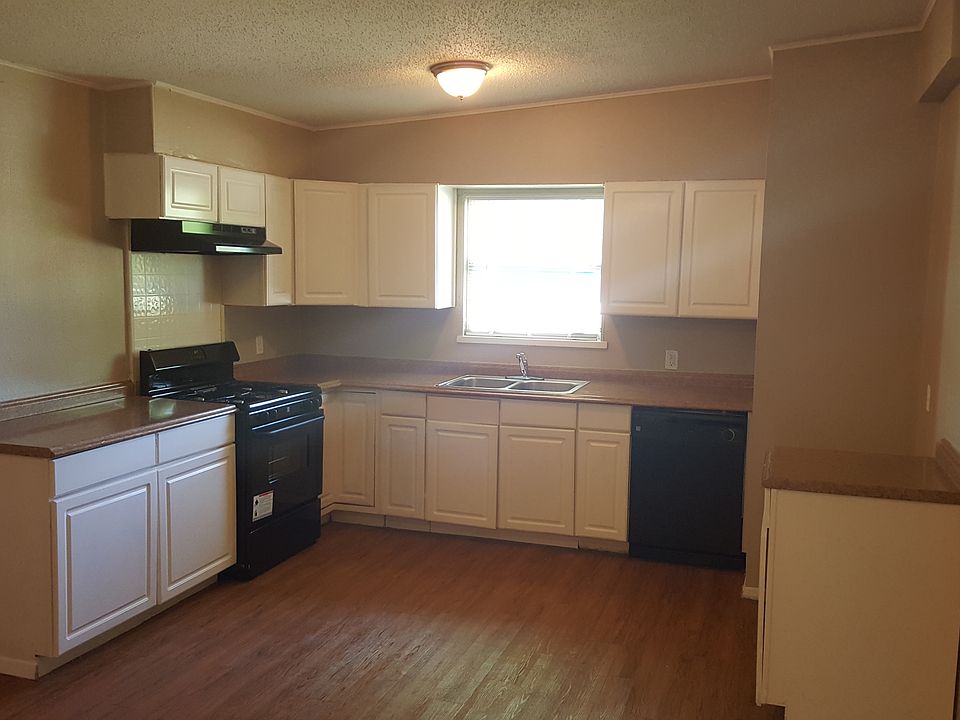 Kitchen with Range & Dishwasher