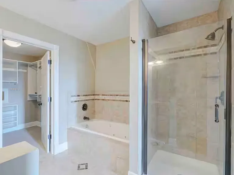 106 N Buffalo St #302 — Photo 13