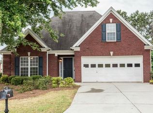 820 Livery Cir, Lawrenceville, GA 30046