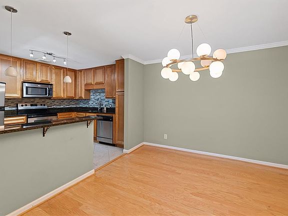 4th image of 1468 Briarwood Rd #1104