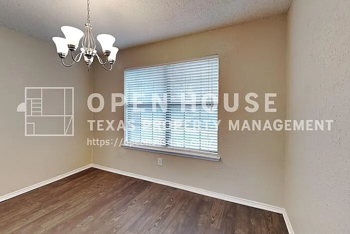 812 Arbor Downs Dr — Photo 17