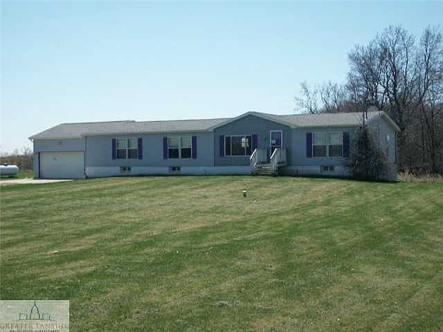 1st image of 4042 Apple Dr