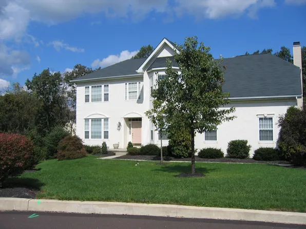 604 Exmoor Dr, Collegeville, PA 19426