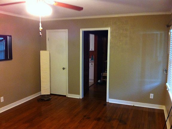 5th image of 2057 North Dr