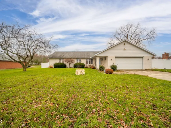 10309 N Walnut St, Muncie, IN 47303