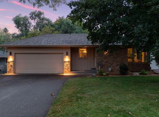 2911 W 70 1/2 St, Minneapolis, MN 55423