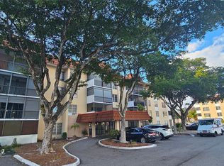 4156 Inverrary Dr APT 204, Lauderhill, FL 33319