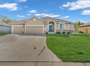 5818 SW 55th St, Topeka, KS 66610