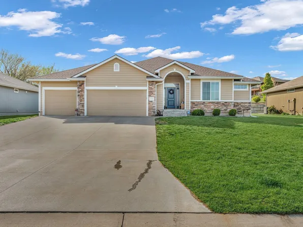 5818 SW 55th St, Topeka, KS 66610