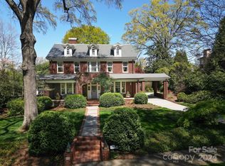 620 Hermitage Ct, Charlotte, NC 28207