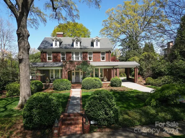 620 Hermitage Ct, Charlotte, NC 28207