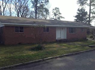 1602 Pineview Dr, Columbia, MS 39429