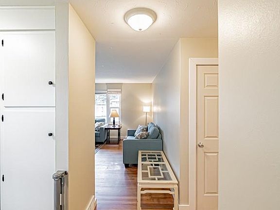 3rd image of 758 Reed Ave