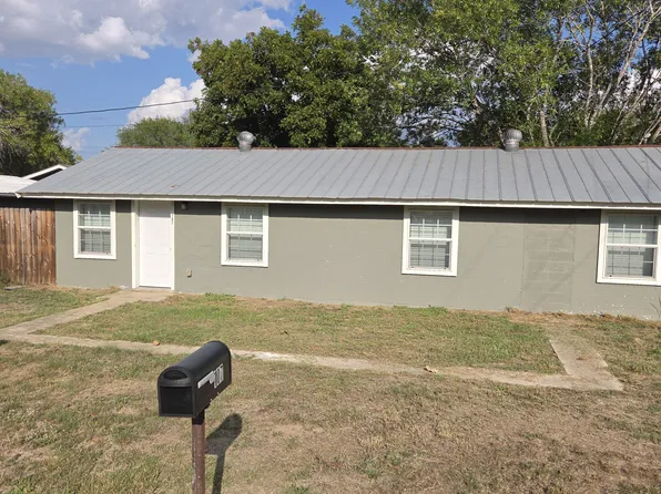 107 Winship Rd #107, Pleasanton, TX 78064