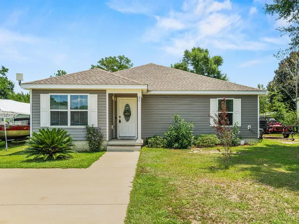 28 Rubens Ln, Defuniak Springs, FL 32433