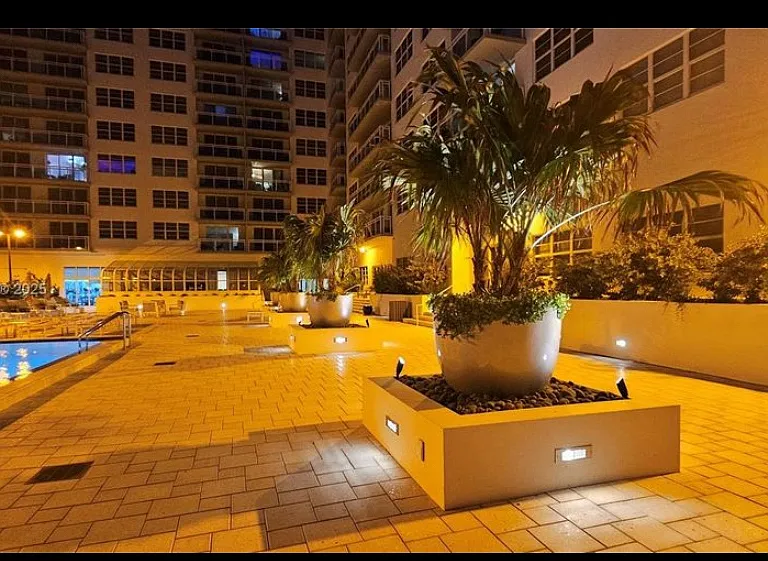 6917 Collins Ave #622 — Photo 51