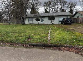 3910 Andover St, Eugene, OR 97404