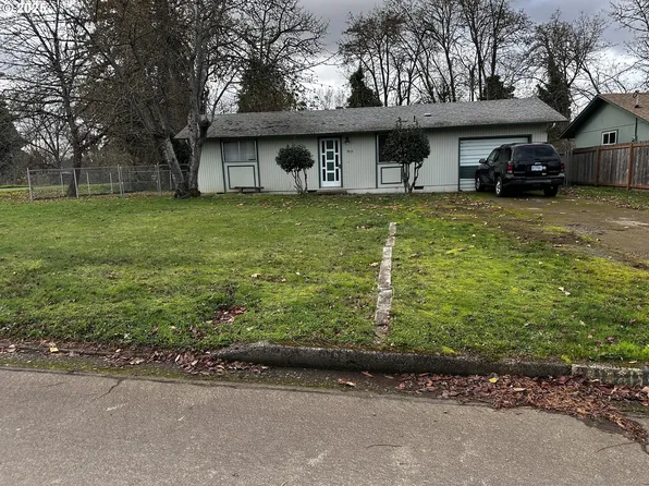 3910 Andover St, Eugene, OR 97404