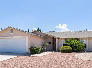 1050 Heather Cir, Las Cruces, NM 88005