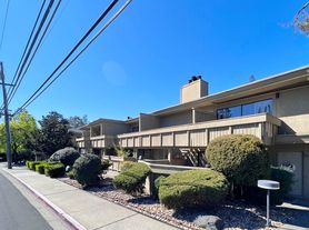 Moraga Road, 2 Bedroom A